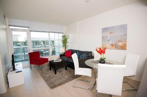 Hotel Executive By Roseman - Riverfront Calgary