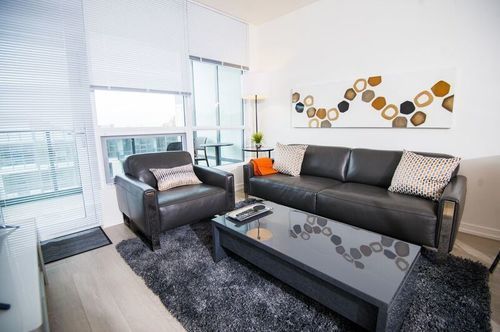 Hotel Executive By Roseman - Riverfront Calgary