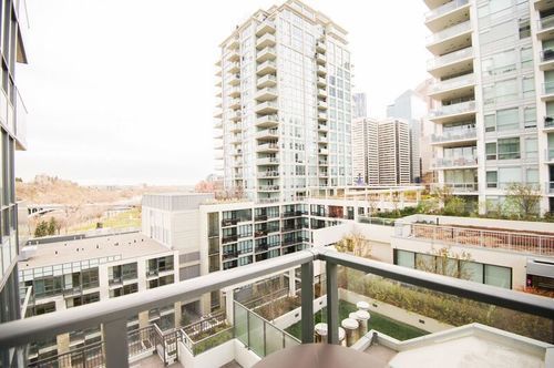 Executive By Roseman - Riverfront Hotel