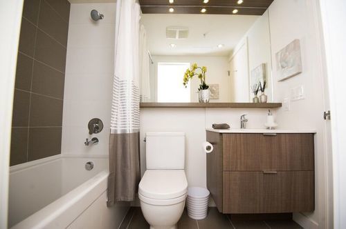 Executive By Roseman - Riverfront 3*